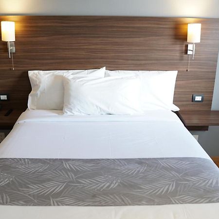 El Hotel Business Class - Zamora Centro Esterno foto