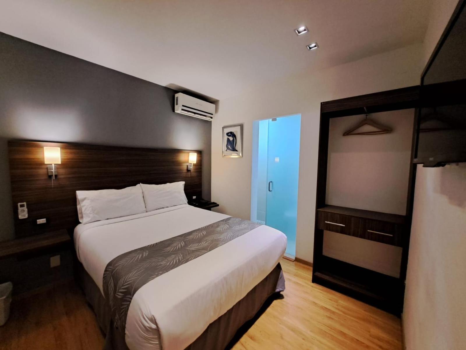 El Hotel Business Class - Zamora Centro Esterno foto