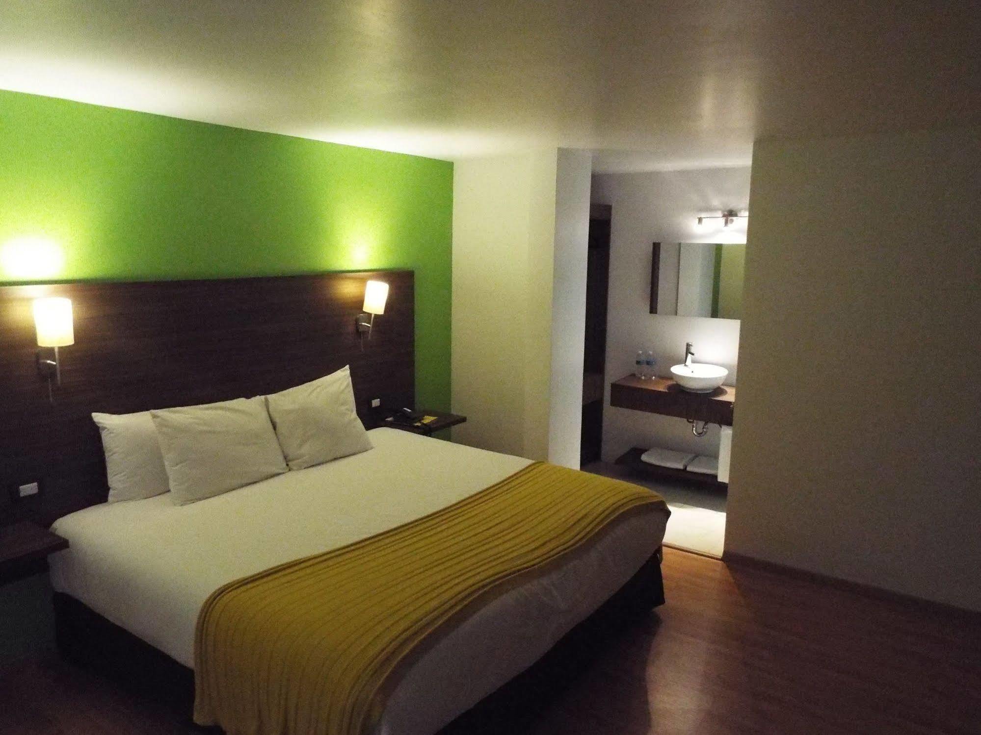 El Hotel Business Class - Zamora Centro Esterno foto